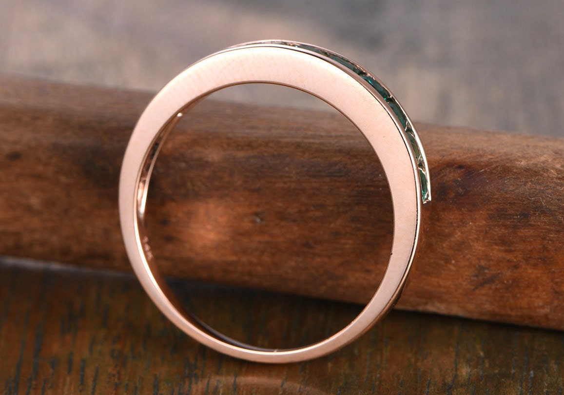 Bague de fiançailles émeraude taille princesse en or rose 14 carats, bague émeraude pierre de naissance de mai, bague de fiançailles émeraude sertie Chanel, alliance