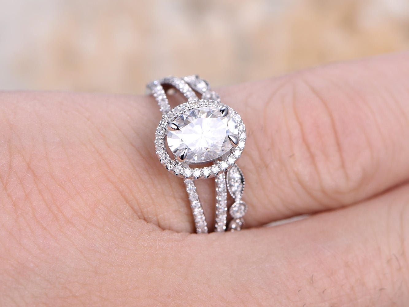 Ensemble de bague de fiançailles vintage en moissanite ovale, bague en moissanite VVS 6x8, alliance en or blanc 14 carats sertie de diamants, ensemble de bagues délicates en diamants