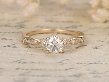 Bague de fiançailles en moissanite, moissanite taille ronde 5 mm, style Art déco, alliance en or jaune 14 carats, bague délicate, style vintage