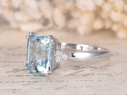 8x10mm-emerald-cut-aquamarine-engagement-ring-14k-white-gold-diamond-accent-plain-band