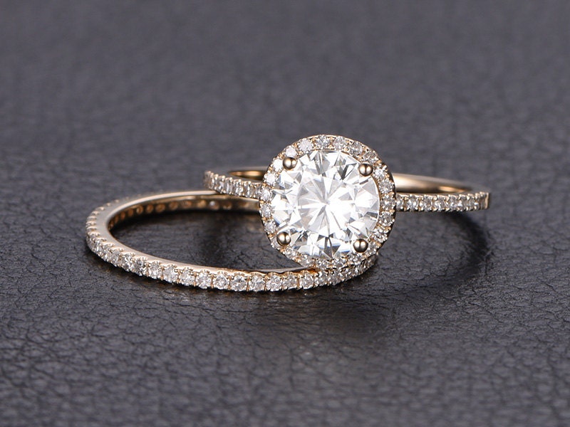 6.5mm-round-cut-moissanite-engagement-ring-set-2pcs-14k-white-gold-halo-diamond-thin-band-design-full-eternity