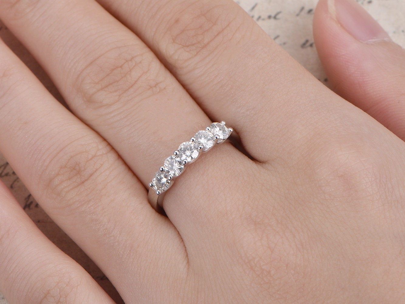 Alliance en moissanite, demi-alliance en or blanc 14 carats, bague de fiançailles en moissanite, bague empilable, bague en moissanite de 3 mm, bague décorative en moissanite