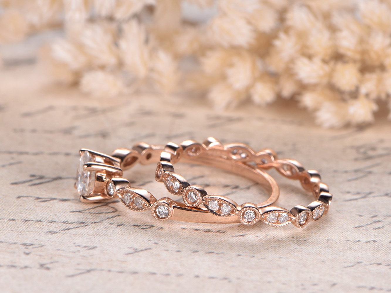5mm-round-cut-moissanite-engagement-ring-set-2pcs-14k-rose-gold-solitaire-diamond-matching-band