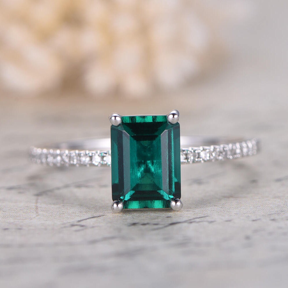Bague de fiançailles en or blanc 14 carats avec émeraude 6x8 mm, pierre de naissance de mai, bague de mariage Art déco, demi-alliance sertie de diamants, bague de promesse unique