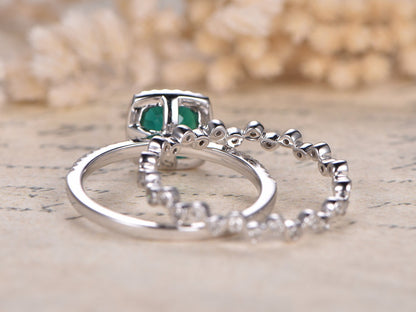 6mm-cushion-cut-emerald-engagement-ring-set-2pcs-14k-white-gold-diamond-matching-band-may-birthstone