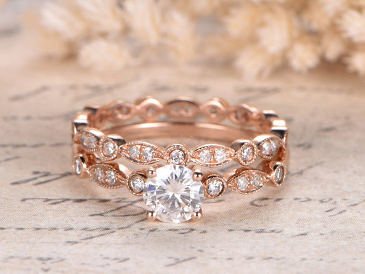 5mm-round-cut-moissanite-engagement-ring-set-2pcs-14k-rose-gold-solitaire-diamond-matching-band