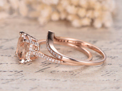 Ensemble de bagues en morganite 8 mm, or rose et diamants : alliance, bague de fiançailles, solitaire, bague de demande en mariage (2 pièces).
