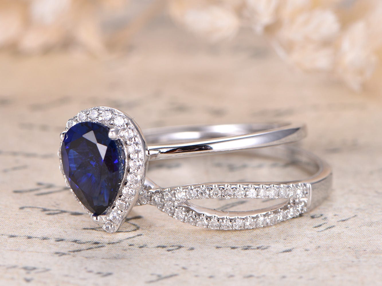 6x8mm Pear Cut Blue Sapphire Engagement Ring Set 2ps 14K White Gold And Diamond Split Shank Band