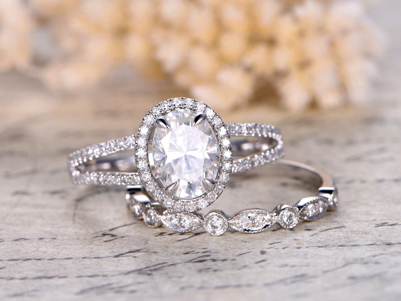 Ensemble de bague de fiançailles vintage en moissanite ovale, bague en moissanite VVS 6x8, alliance en or blanc 14 carats sertie de diamants, ensemble de bagues délicates en diamants