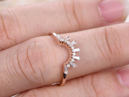 Alliance Deco Crown en or rose 14 carats massif, sertie de diamants taille baguette et de diamants SI, bague de fiançailles/anniversaire unique