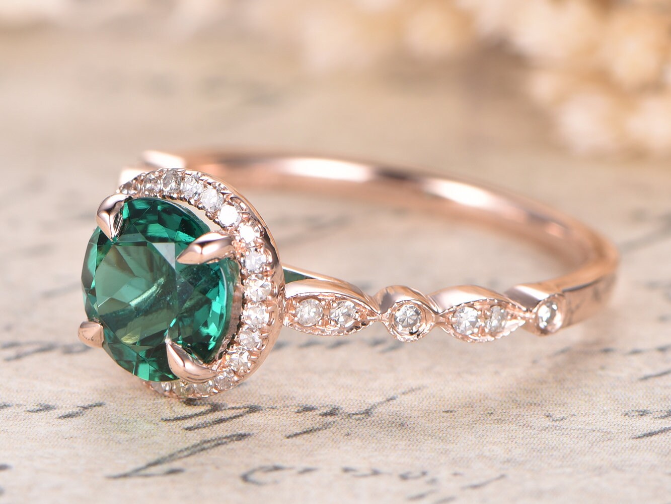 Bague de fiançailles émeraude en or rose 14 carats, bague émeraude, bague pierre de naissance de mai, bague halo diamant émeraude, anneau marquise, bague émeraude 7 mm, anneau diamant